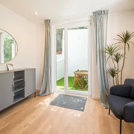 Daire Guestready - Amazing Flat Near Praca Dom Pedro Iv